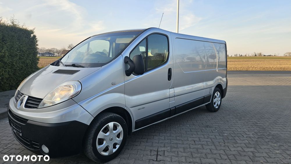 Renault Trafic - 17