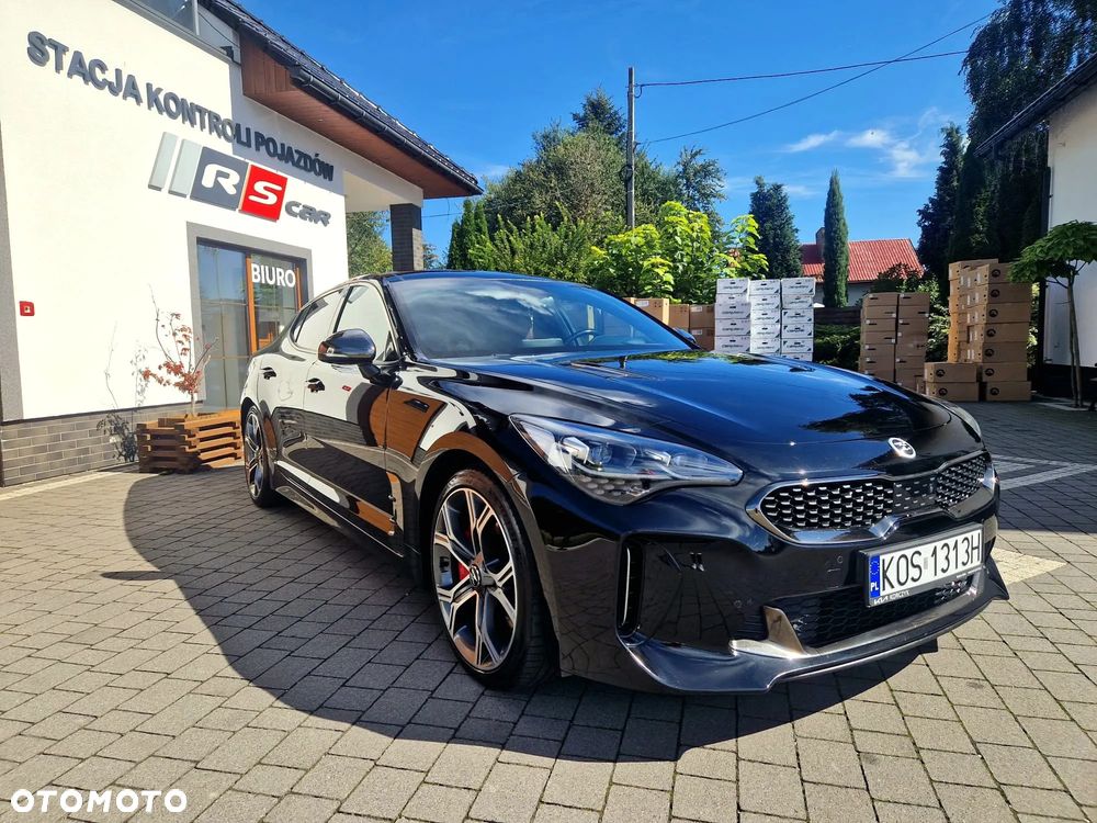 Kia Stinger 3.3 T-GDI V6 GT AWD - 17
