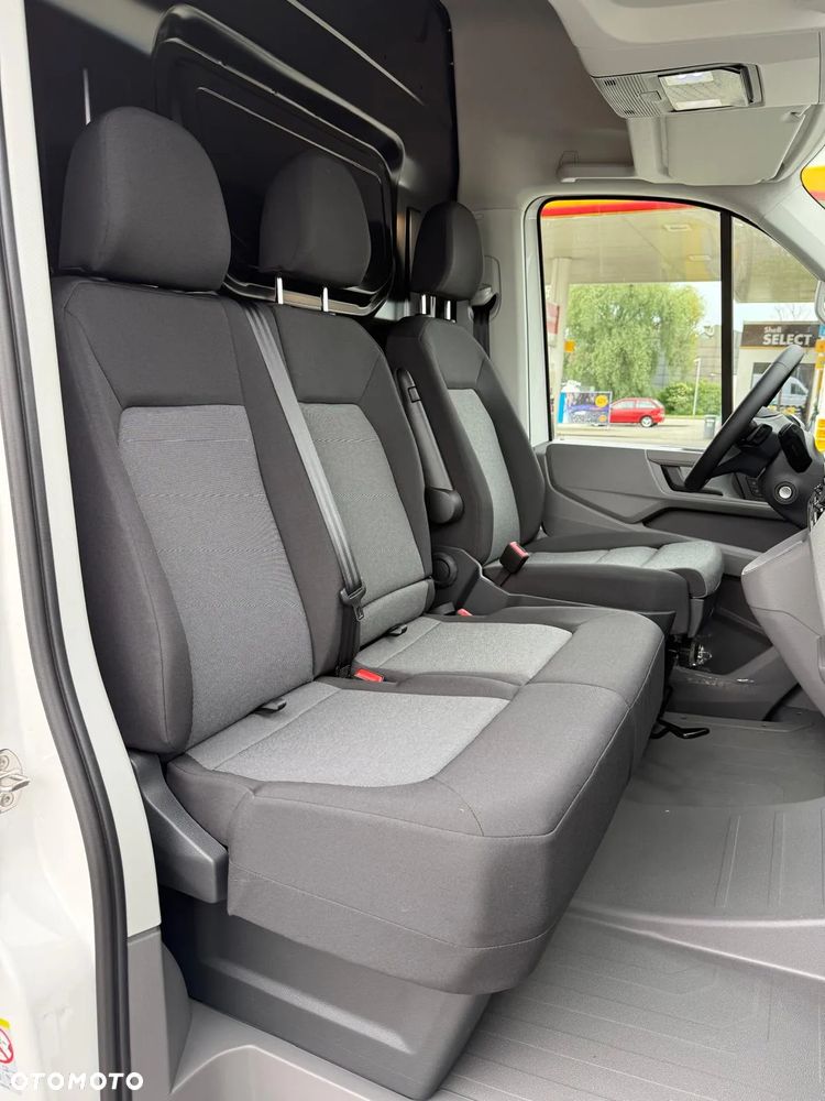 Volkswagen Crafter - 12