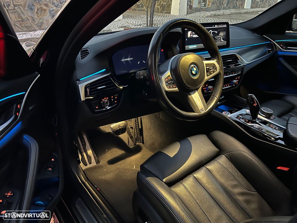 BMW 530 e Pack Desportivo M - 21