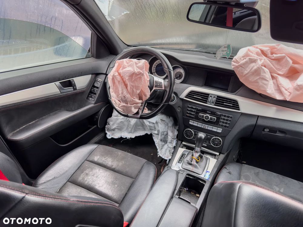 Mercedes-Benz Klasa C 220 CDI DPF Automatik Avantgarde - 18