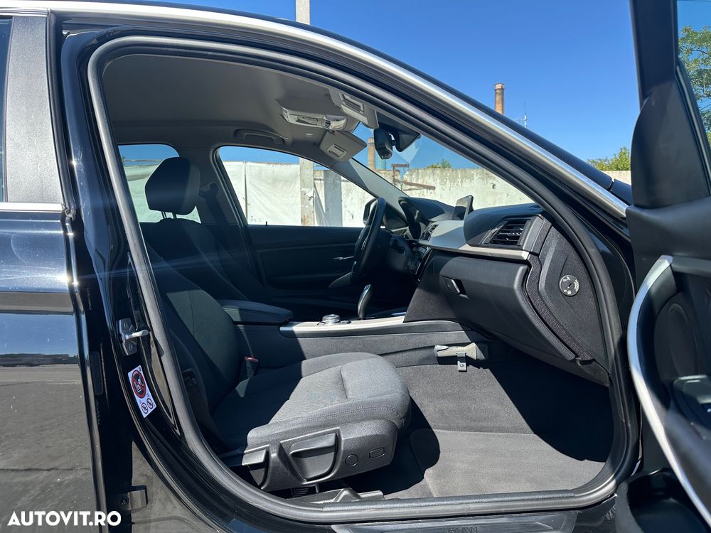 BMW Seria 3 320d AT MHEV - 7