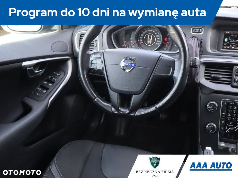 Volvo V40 - 8