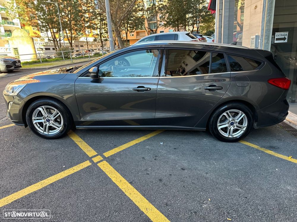 Ford Focus SW 1.0 EcoBoost Business - 43