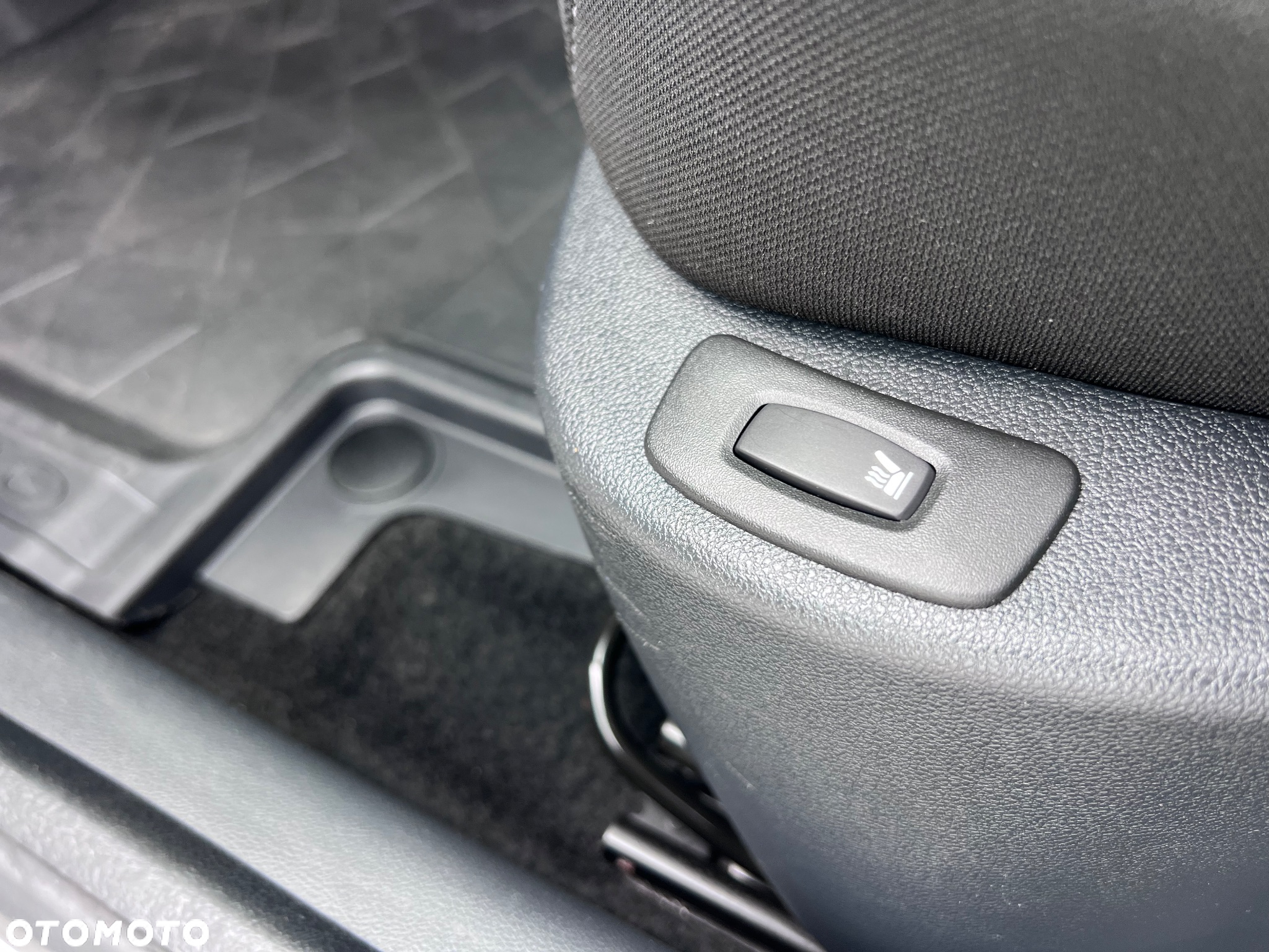 Renault Clio Grandtour Energy TCe 90 Business - 29