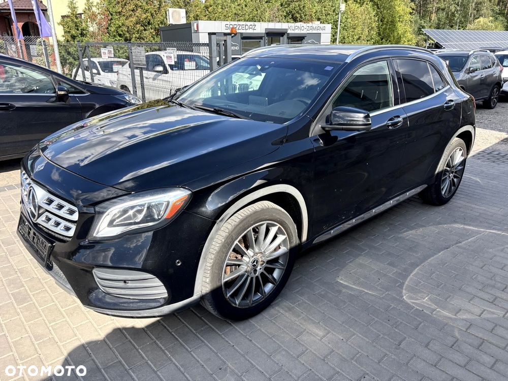 Mercedes-Benz GLA 250 4-Matic - 2