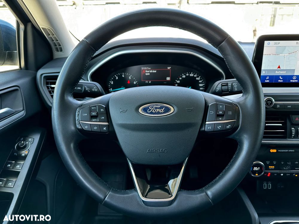 Ford Focus 1.0 EcoBoost MHEV Titanium - 13