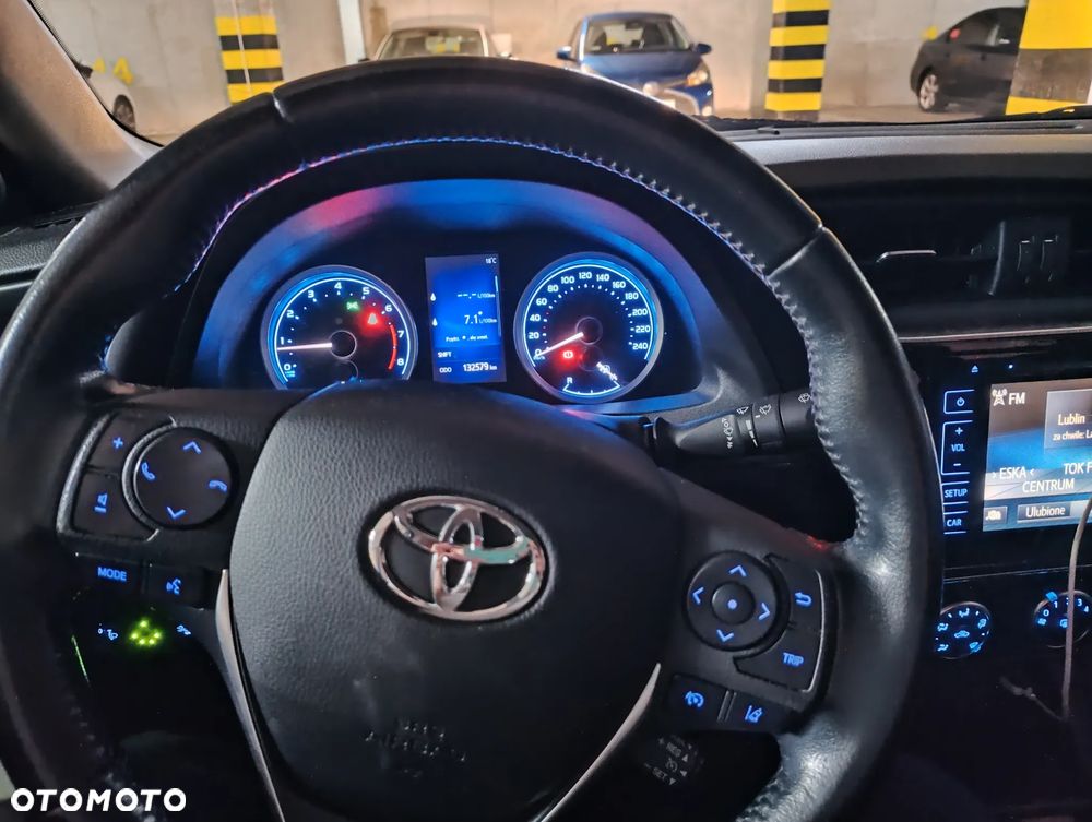Toyota Corolla 1.6 Classic Plus - 6