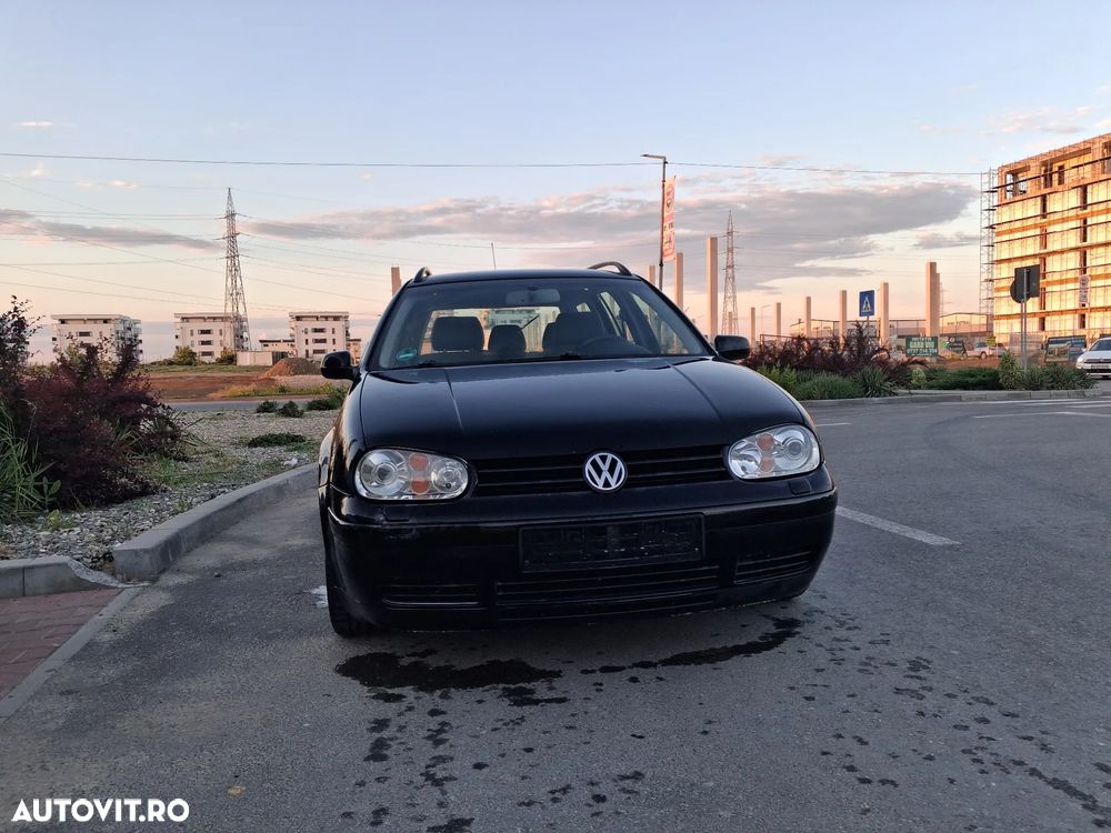 VOLKSWAGEN Golf 2003