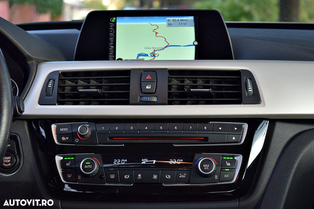 BMW Seria 3 320d Aut. xDrive Sport Line - 23