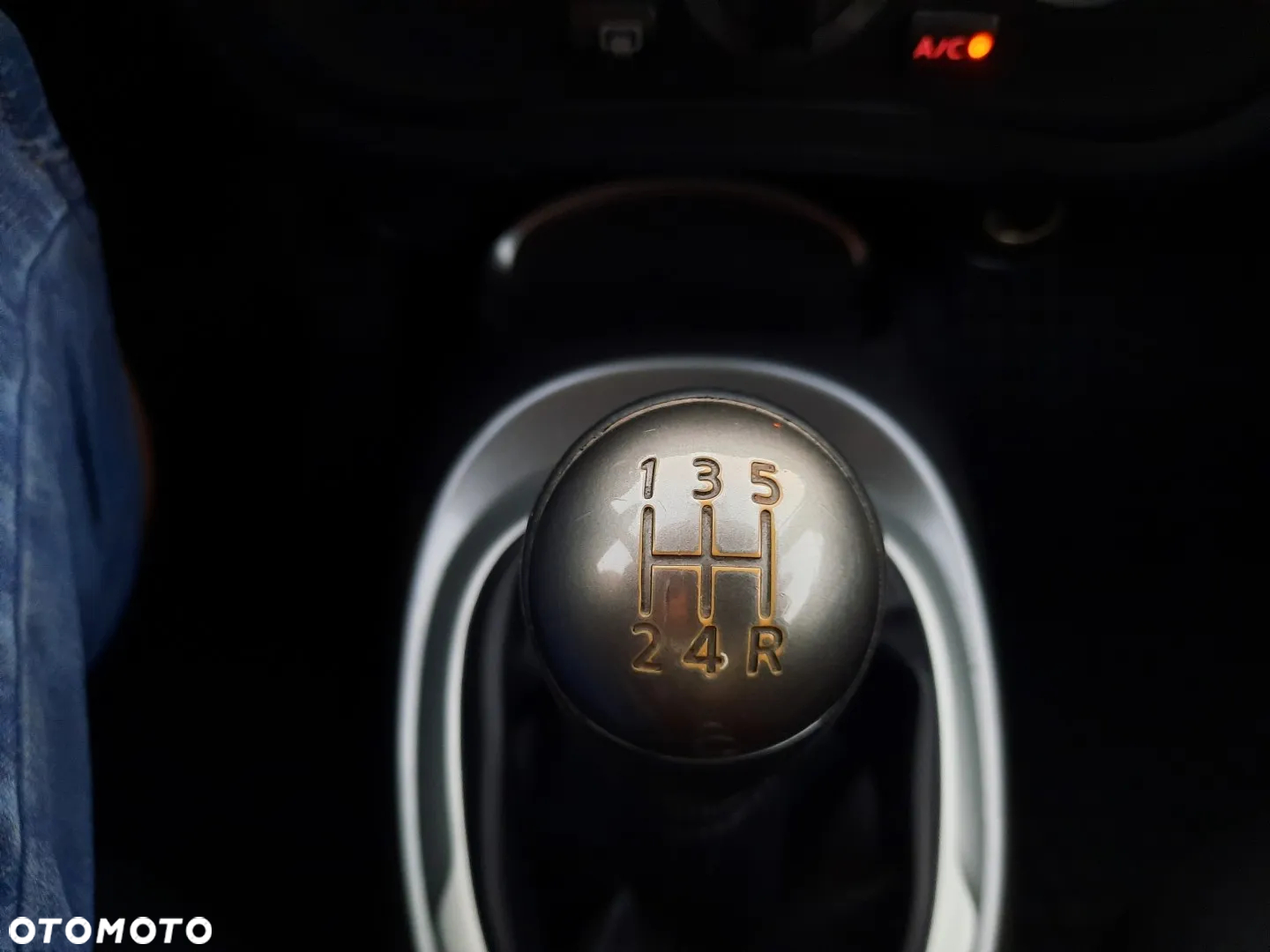 Nissan Juke 1.6 Visia Plus - 31