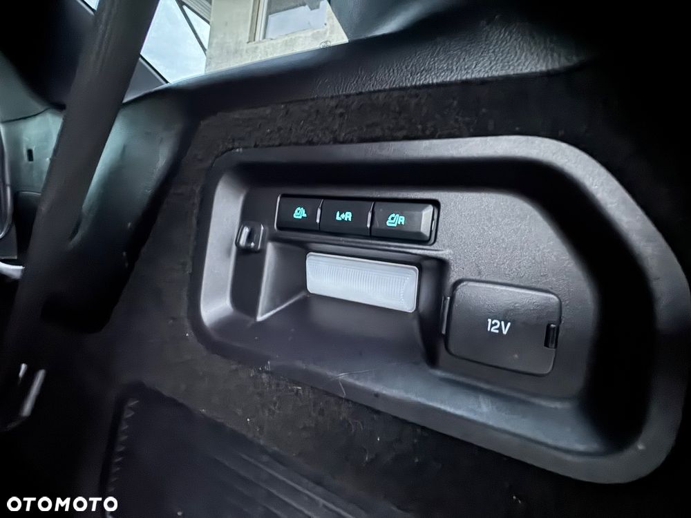 Ford Explorer - 21