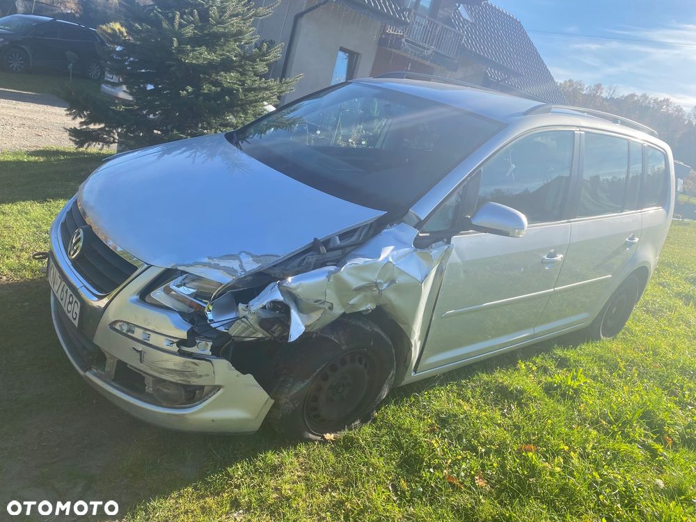 Volkswagen Touran 1.9 TDI Conceptline - 5