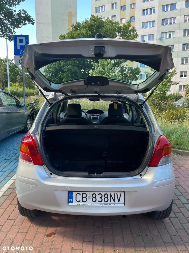 Toyota Yaris - 13