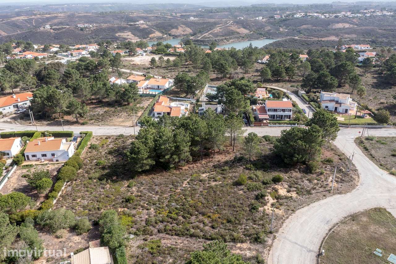 LOTE DE TERRENO URBANO PARA CONSTRUÇÃO NO VALE DA TELHA, ALJEZUR - Grande imagem: 3/11