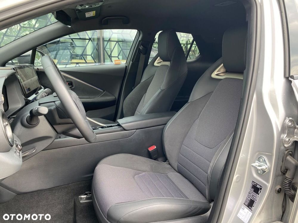 Toyota C-HR 2.0 Hybrid Dynamic Force Executive AWD - 6