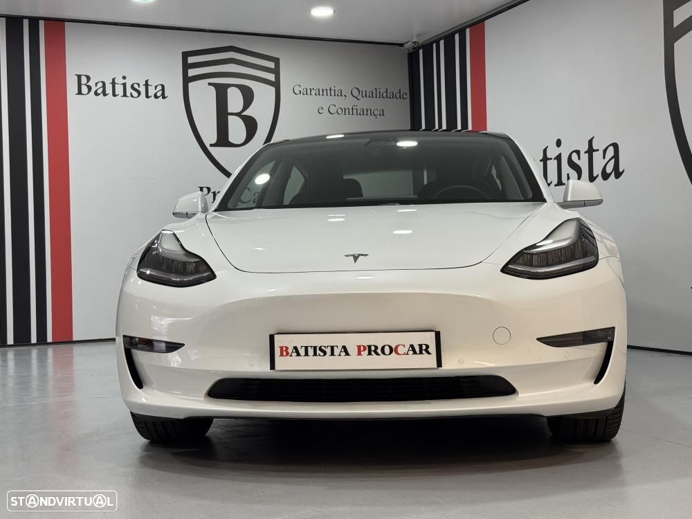 Tesla Model 3 - 12