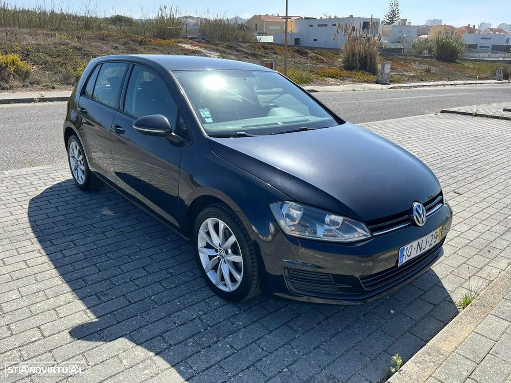 VW Golf 1.6 TDi Trendline BlueMotion - 1