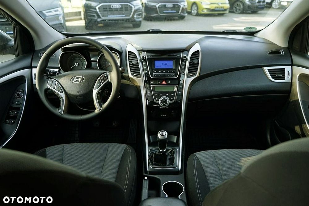 Hyundai i30 blue 1.6 CRDi Classic - 16
