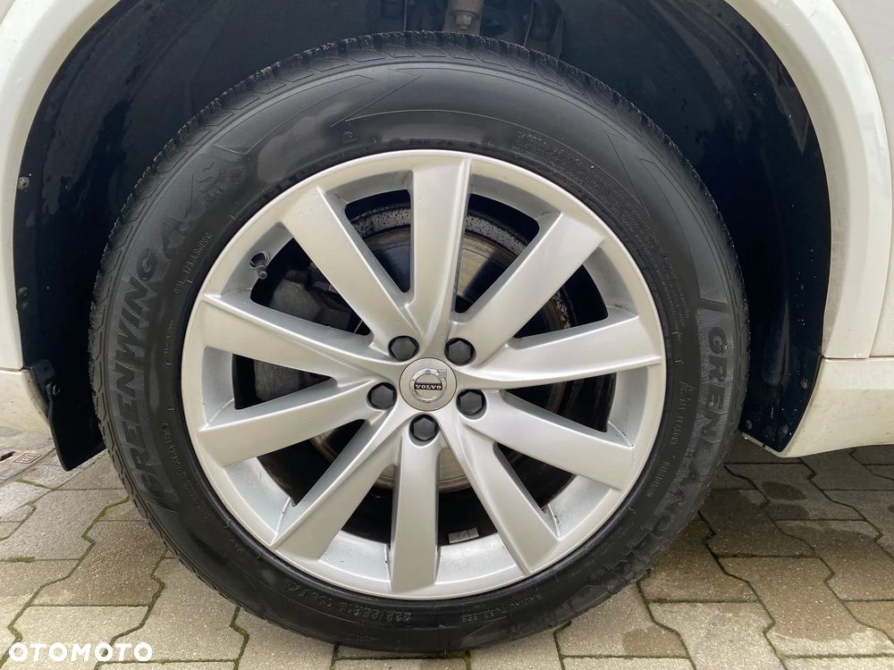 Volvo XC 90 D5 AWD Geartronic Momentum - 15