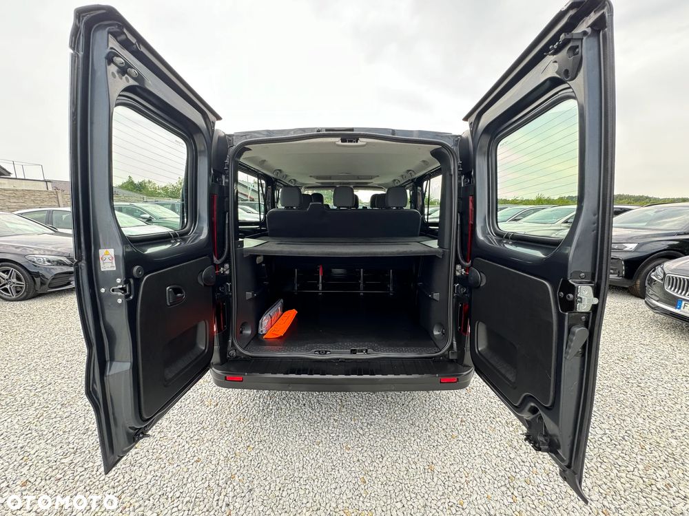 Renault Trafic - 25