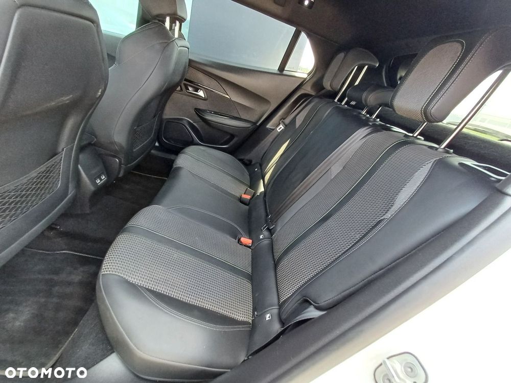 Peugeot 2008 1.2 PureTech GT S&S EAT8 - 30