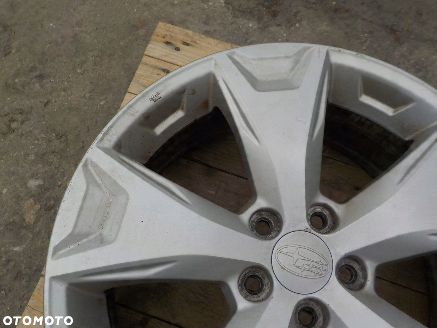 SUBARU FORESTER IV SJ FELGA ALUMINIOWA R17 5x100 ET48 - 8