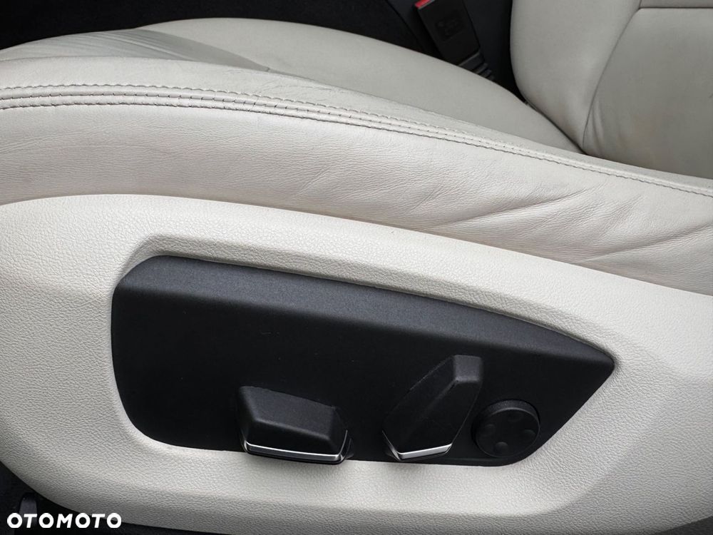 BMW Seria 5 535i Luxury Line - 17