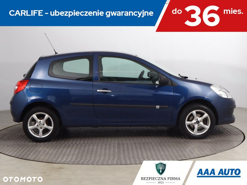 Renault Clio - 7