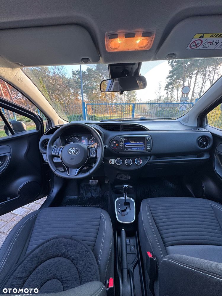 Toyota Yaris 1.5 Premium CVT - 9