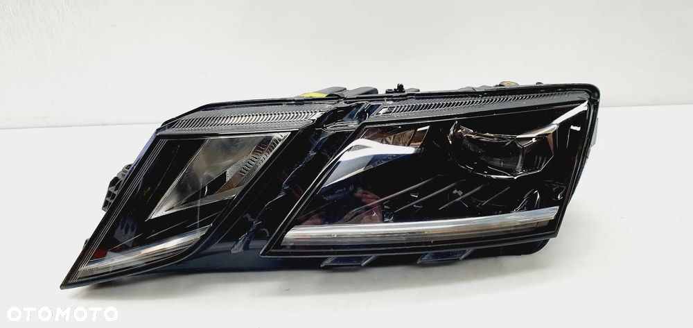 SKODA OCTAVIA III LIFT 2017-2020--FULL LED LEWA LAMPA PRZÓD 5E1941015D - 2