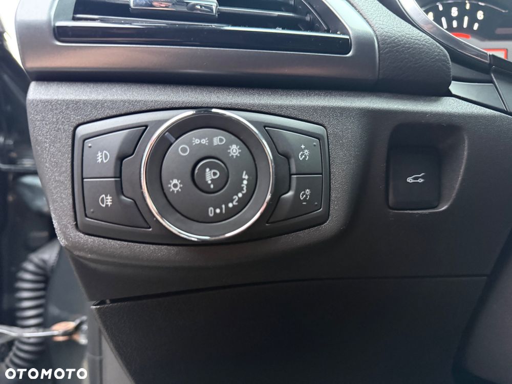 Ford Mondeo 2.0 TDCi ST-Line X - 32