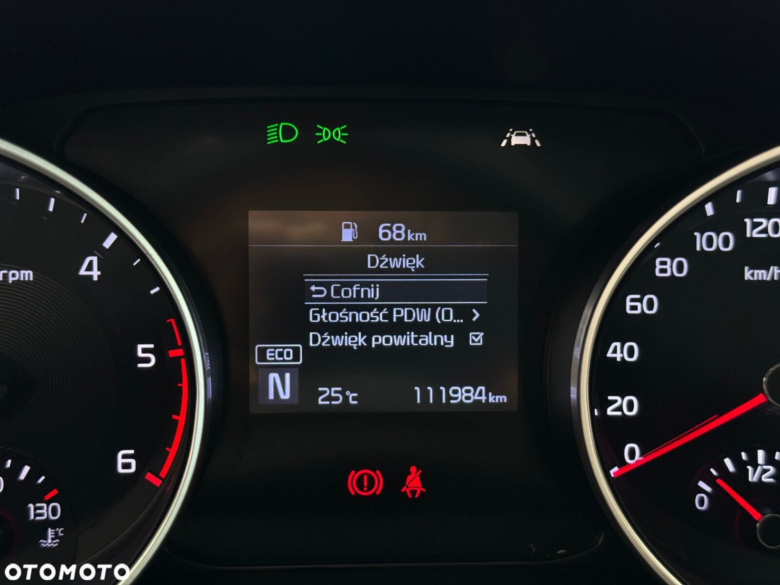 Kia Ceed - 33