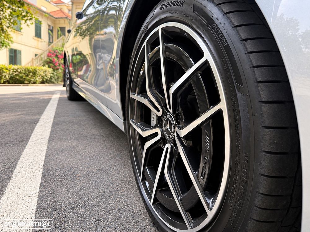 Mercedes-Benz E 220 d AMG Line 7L - 7