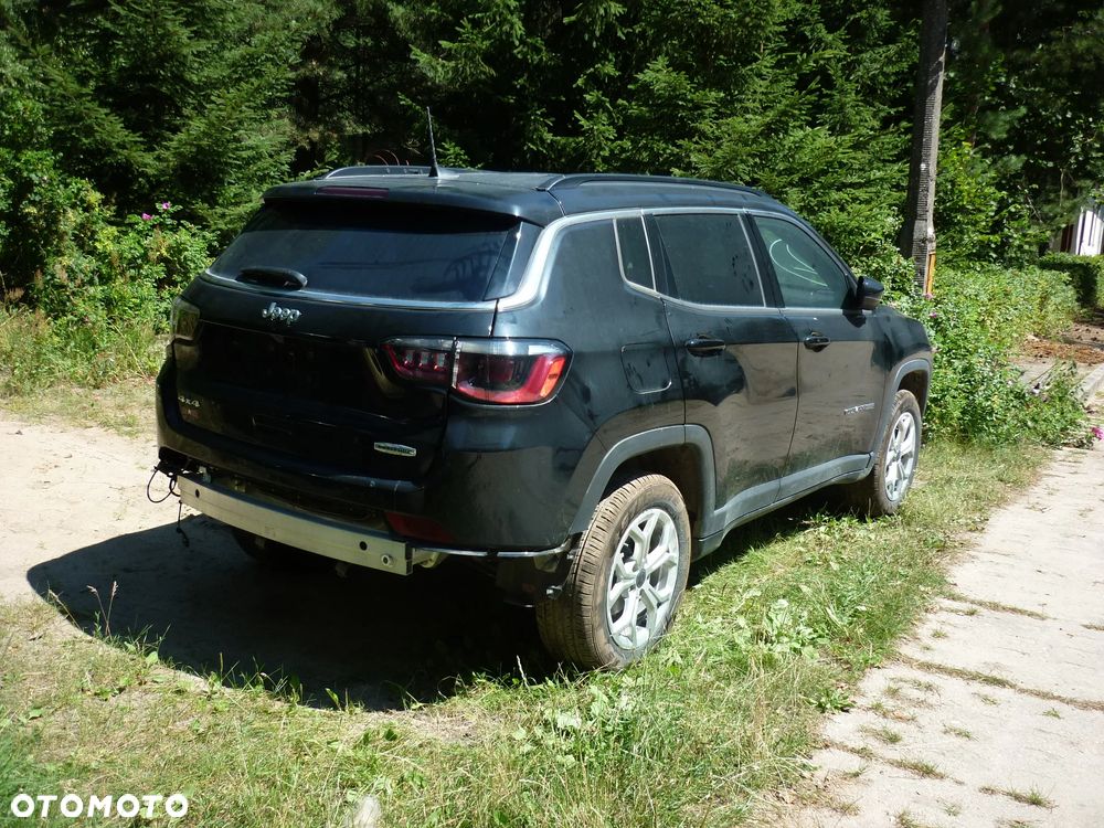 Jeep Compass - 5