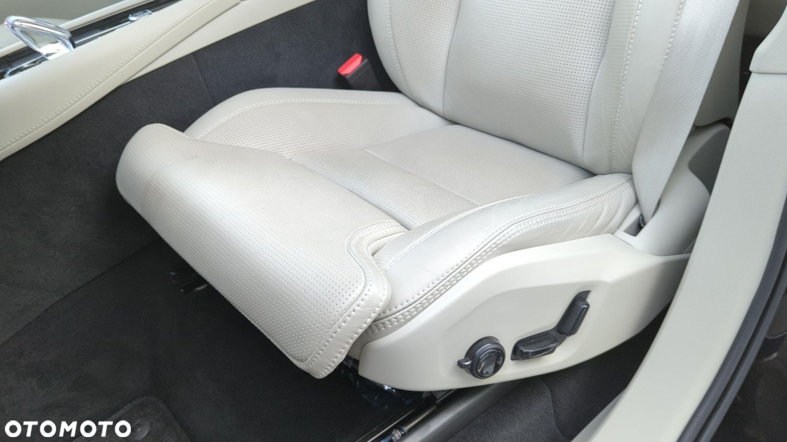 Volvo XC 90 - 12