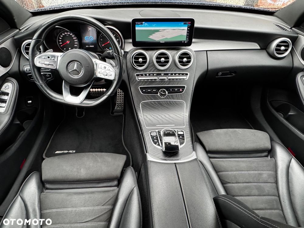 Mercedes-Benz Klasa C 300 de 9G-TRONIC AMG Line - 12