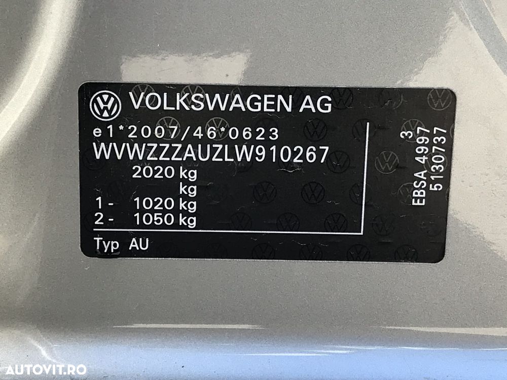 Volkswagen Golf - 9