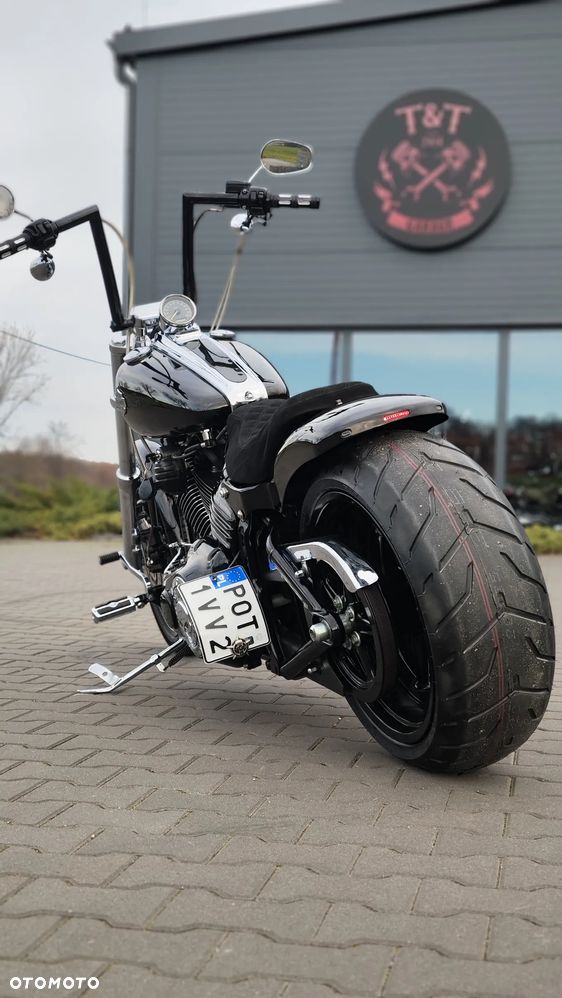 Harley-Davidson FXSB Breakout - 3