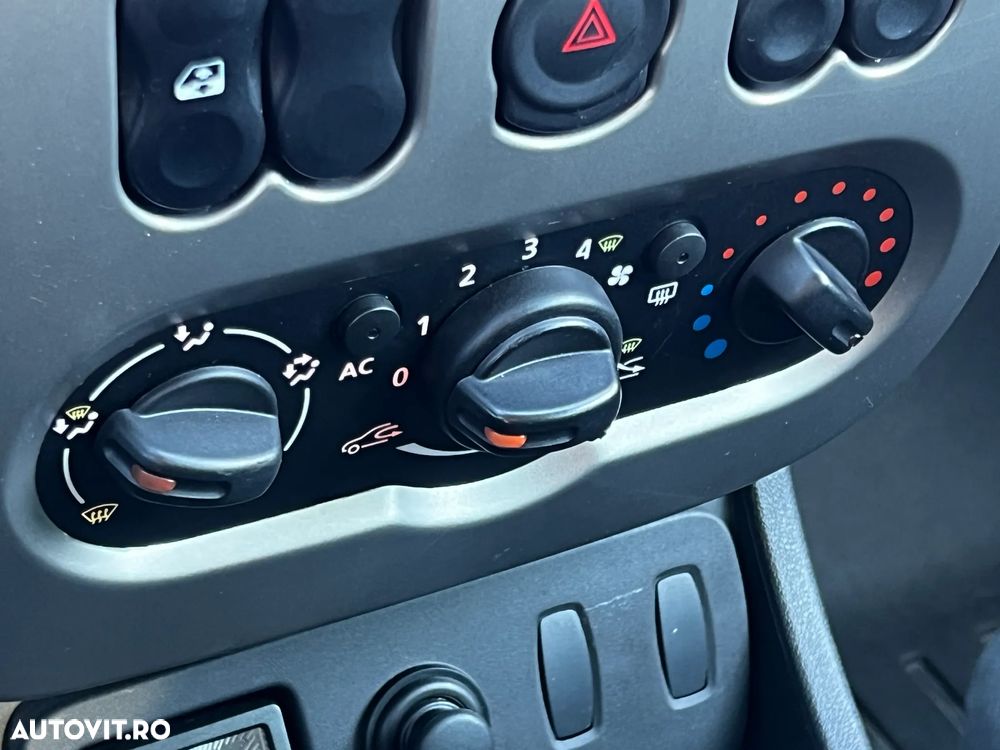 Dacia Duster 1.6 4x2 Acces - 14