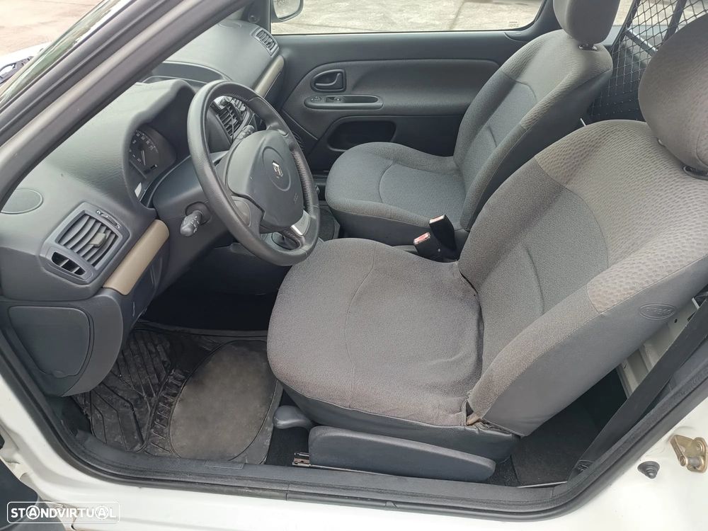 Renault Clio Van 1.5 dCi - 8