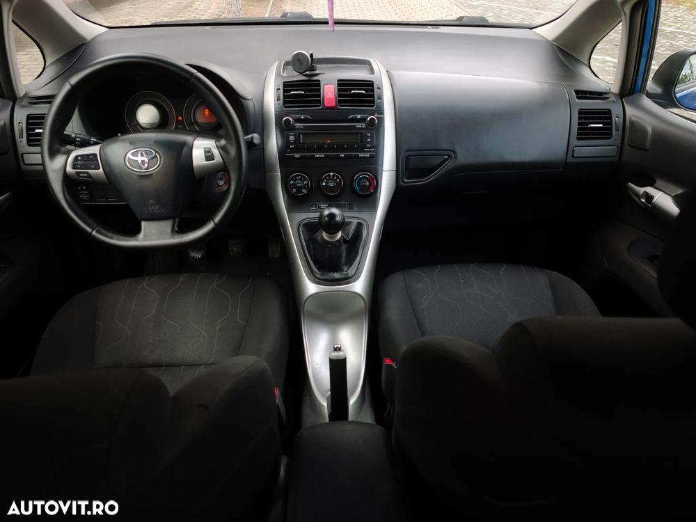 Toyota Auris 1.33 VVT-i Life - 6