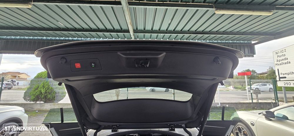 Peugeot 508 SW 1.6 Hybrid GT e-EAT8 - 26