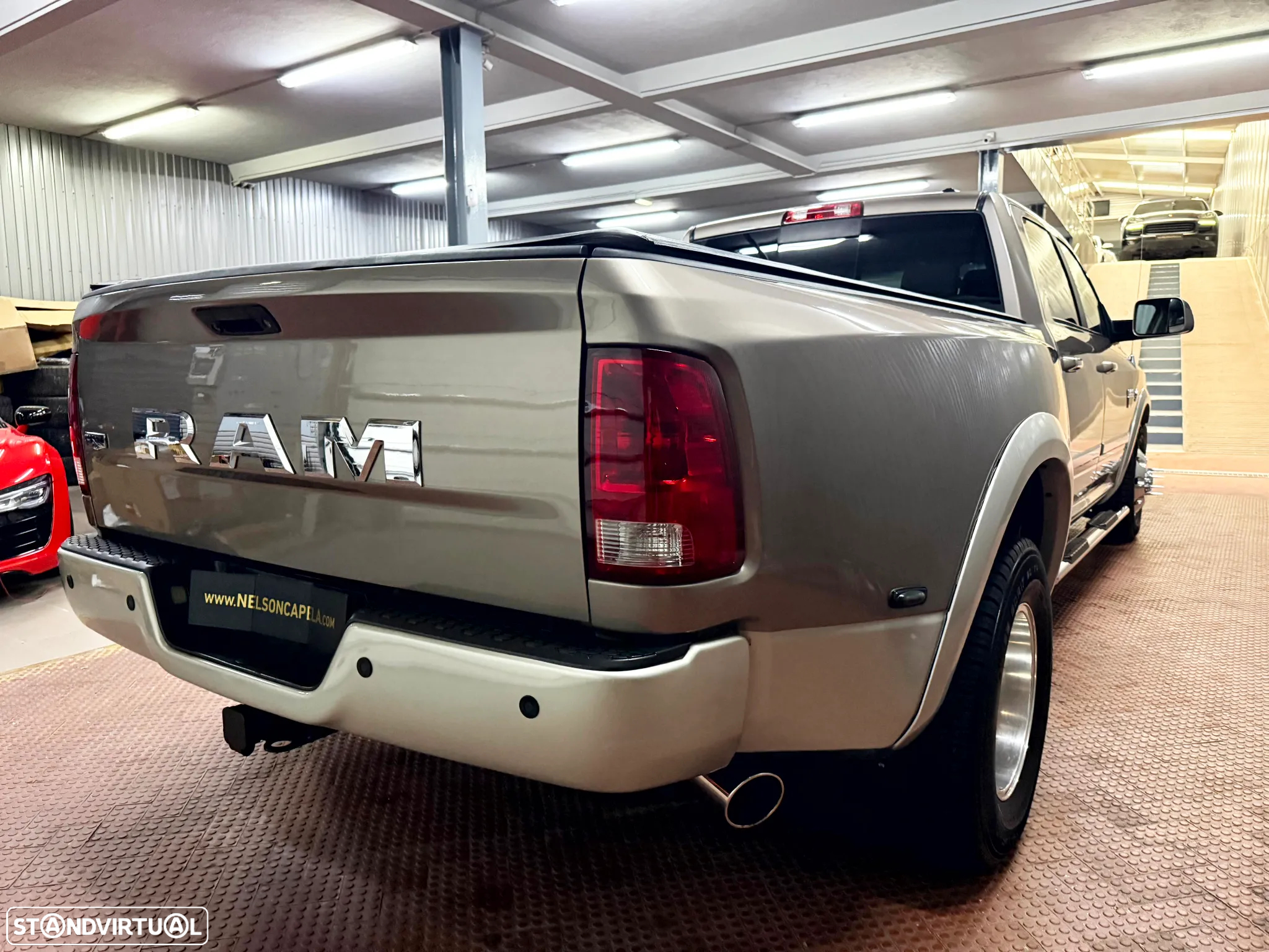 Dodge RAM 3500 Dually 6.7 Cummins Laramie - 9