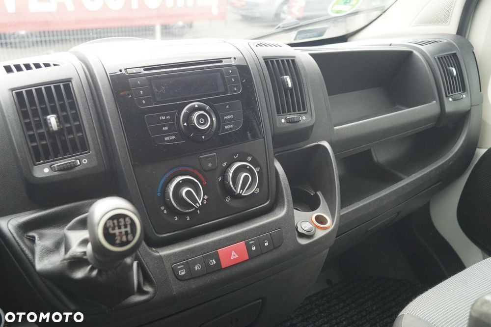 Peugeot BOXER - 24