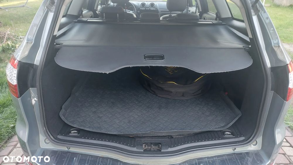 Ford Mondeo 2.0 Ghia Executive - 11