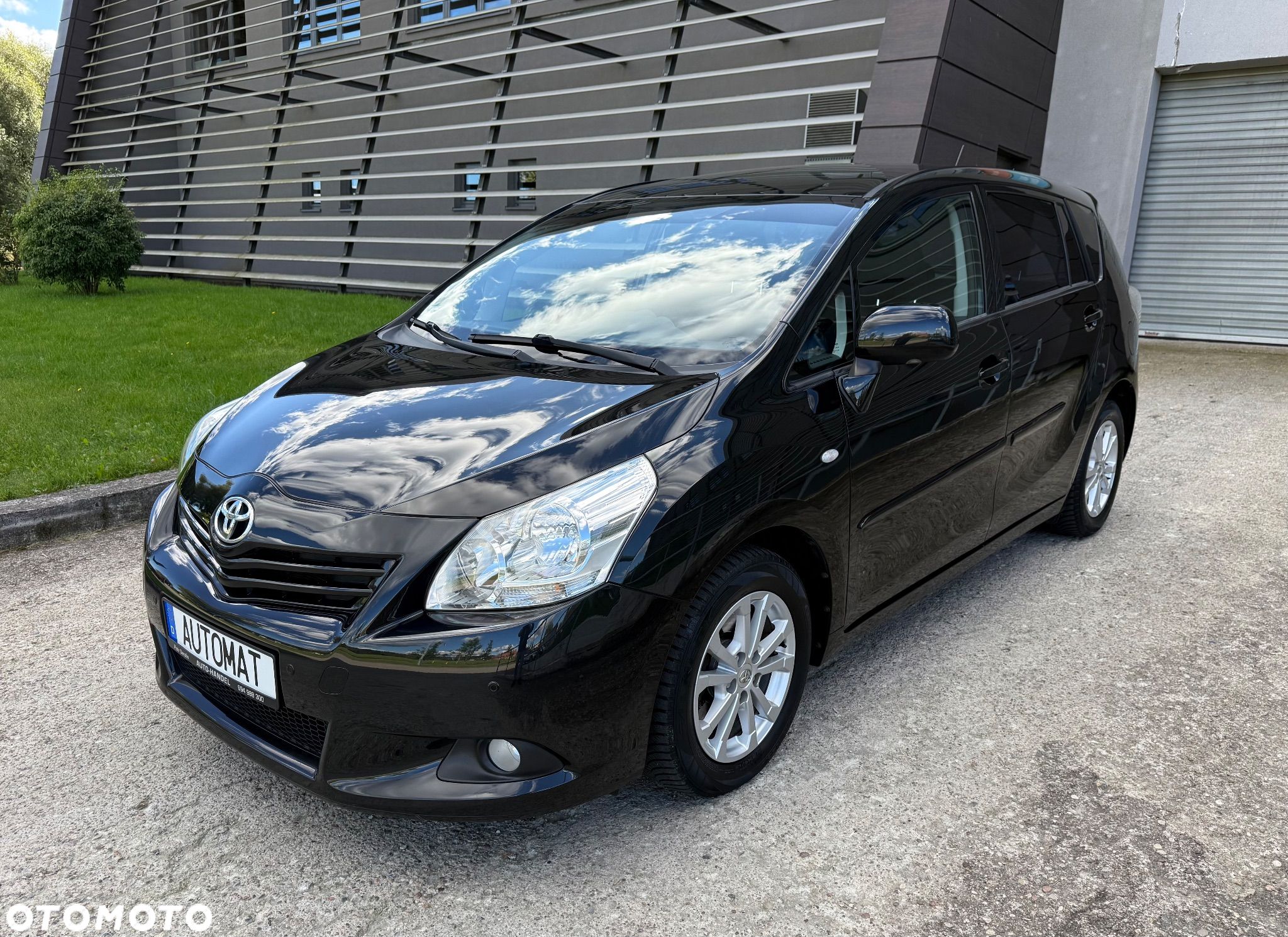 Toyota Verso - 1