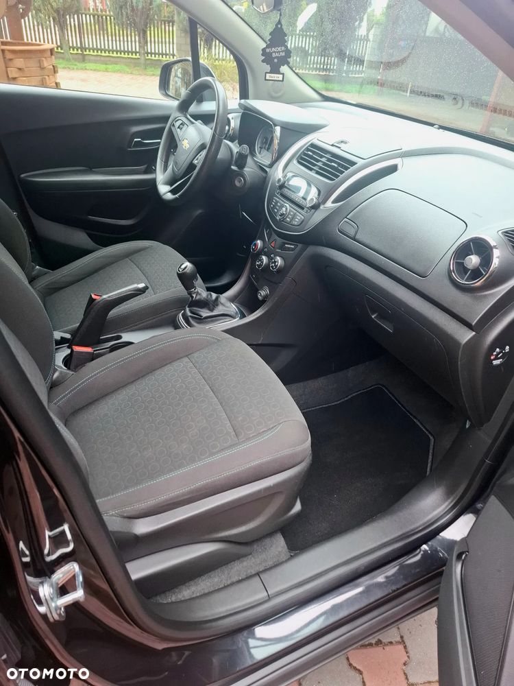 Chevrolet Trax 1.4T AWD LS - 32