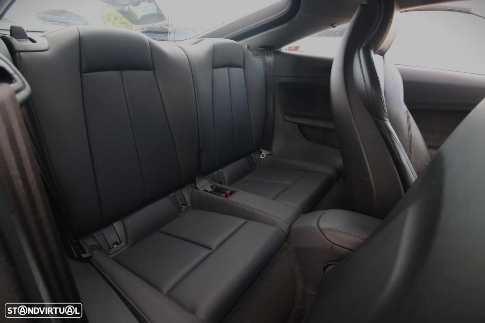 Audi TT Coupé 1.8 TFSI S-line S tronic - 18