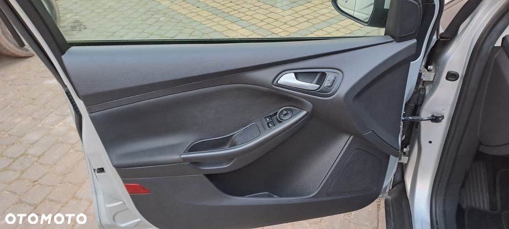 Ford Focus 1.6 TI-VCT Trend - 12